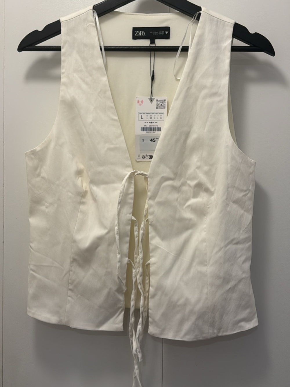 Zara Cream Tie-Front Sleeveless Vest